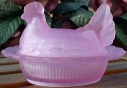 Hen on Nest 6 Inch