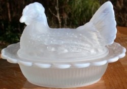 Hen on Nest 6 Inch