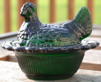 Hen on Nest 3 Inch Salt