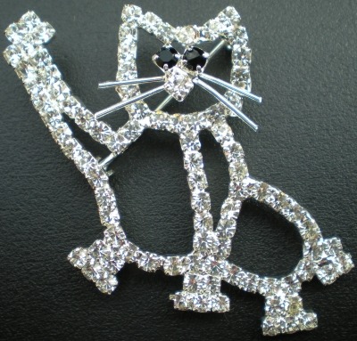 Jewelry - Fashion PINCat10 Crystal Covered Cat Outline Pin Brooch with Black Crystal Eyes