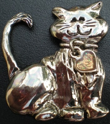 Jewelry - Fashion PINCat28 Silvertone and Yellow Crystal Heart Collar Cat Pin Brooch