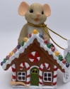 Charming Tails 136047N Mouse on Gingerbread House Figurine