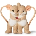 Charming Tails 15474 Hugging You Mouse Figurine