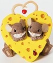 Charming Tails 4025754 Our Own Little Slice of Love Figurine