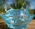 Degenhart Glass DEGCSSapphire Sapphire Chick Salt - Hen on Nest