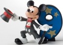 Disney Showcase 4017909 Mickey 9 Figurine