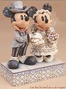 Disney Traditions by Jim Shore 4013988 Congratulations