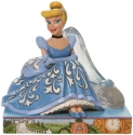 Jim Shore 6010095 Cinderella and Glass Slipper Figurine