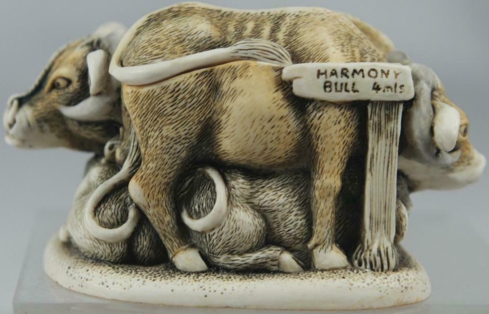 Harmony Kingdom TJLEP99F Hamony Bull