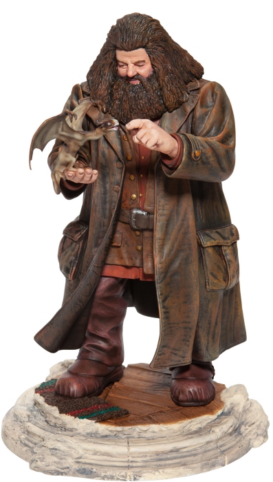Harry Potter by Department 56 6005066 Hagrid and Norberta Figurine