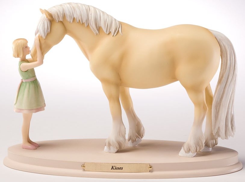 Horse Whispers 4028504 Kisses Figurine