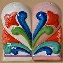 Jim Shore 4025875 Hearts Salt and Pepper Shakers