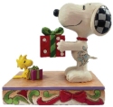 Jim Shore 6013047 Snoopy and Woodstock Gift Figurine