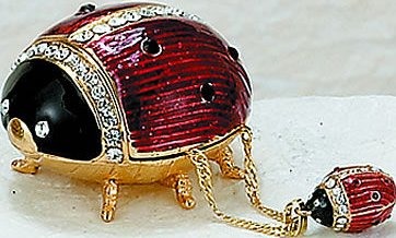 Kubla Crafts Bejeweled Enamel KUB 00 4006 Ladybug Box with Necklace