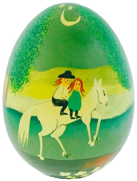 Kubla Crafts Capiz 0325B Hand Painted Wooden Egg