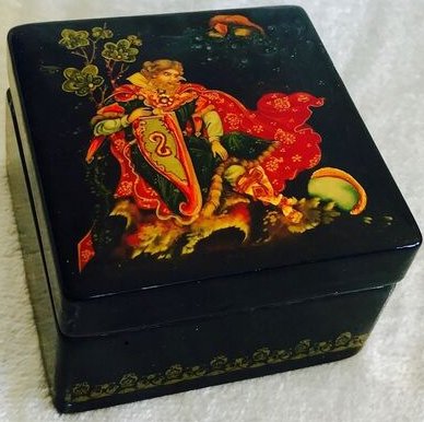 Kubla Crafts Capiz 0437-N Magician Lacquer Box