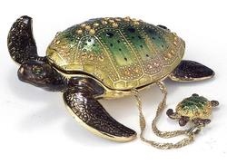 Kubla Crafts Bejeweled Enamel KUB 1 4178TN Sea Turtle Box and Necklace