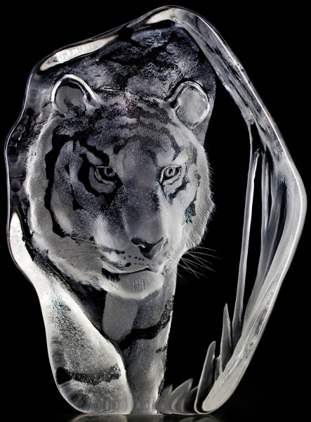 Mats Jonasson Crystal 33378 Tiger Hunting