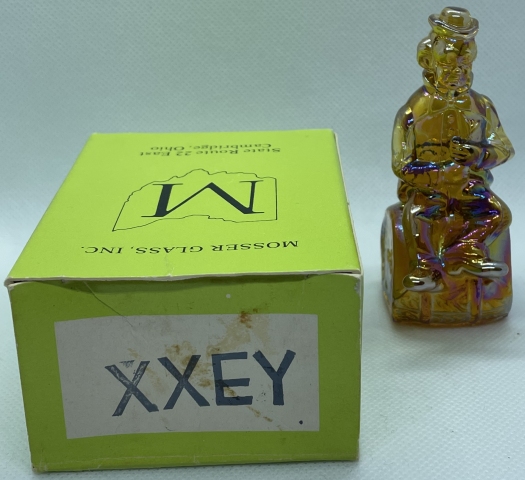 Special Sale SALEPerformerXxey Mosser Glass PerformerXxey Performer Clown Xxey Amber Carnival Figurine
