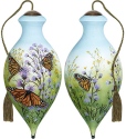Ne'Qwa Art 7171164 Monarch Butterflies Ornament