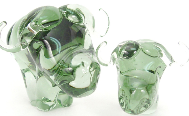 Ngwenya NG04C Buffalo Medium Recycled Glass Figurine