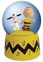 Peanuts by Westland 18270 Snoopy and Charlie Brown Music Linus and Lucy Waterglobe