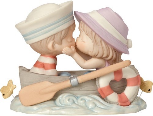 Precious Moments 162002 Couple In Boat Figurine