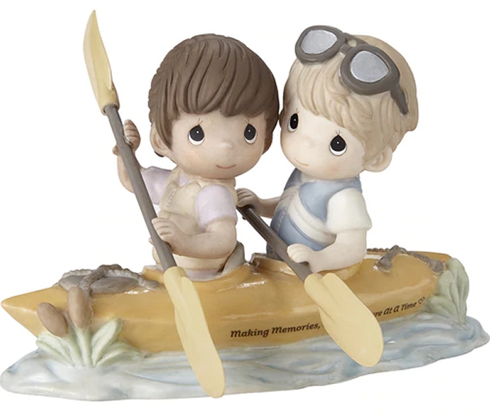 Precious Moments 193012 Couple Kayaking Figurine