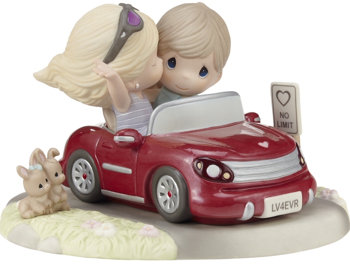 Precious Moments 213001 Ltd Ed Couple In Car With Speed Sign Figurine