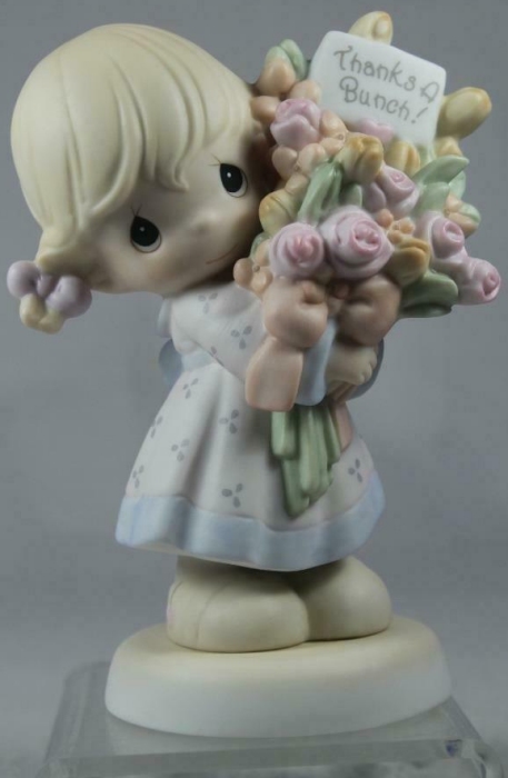Precious Moments C0120 Girl Holding A Bunch Of Flowers Figurine