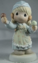 Precious Moments 635049 Girl Scoop'in Up Some Love Figurine