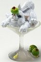 Charming Purrsonalities 4022701 A Toast to Friendship Cat Figurine