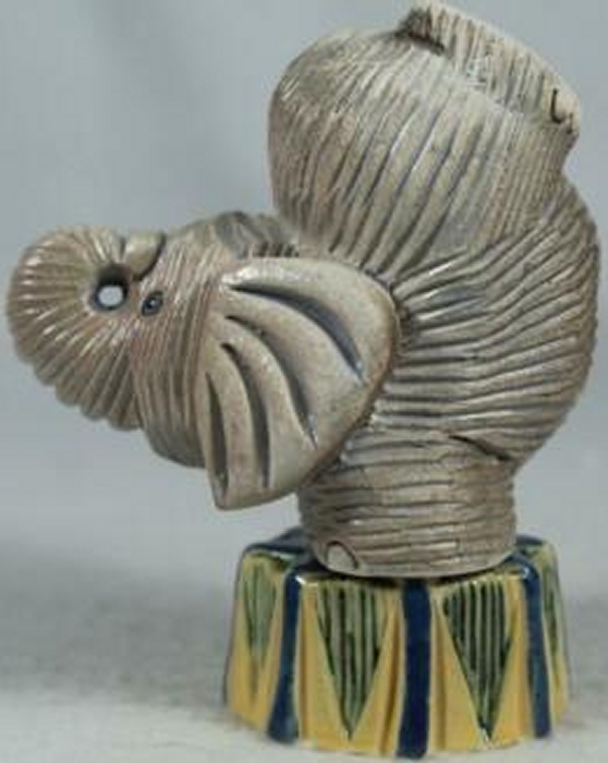Artesania Rinconada 04B Elephant Baby Circus Figurine