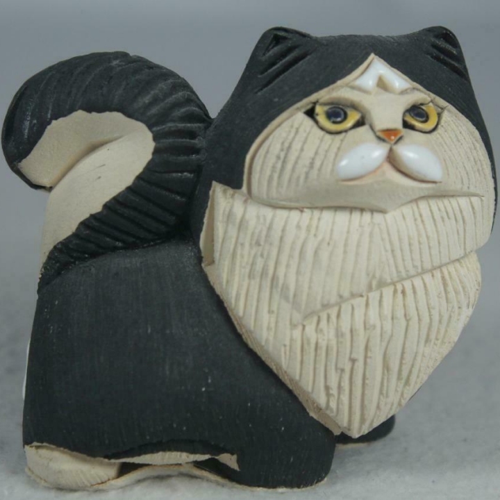 Artesania Rinconada 314 Black and White Persian Cat Adult Figurine