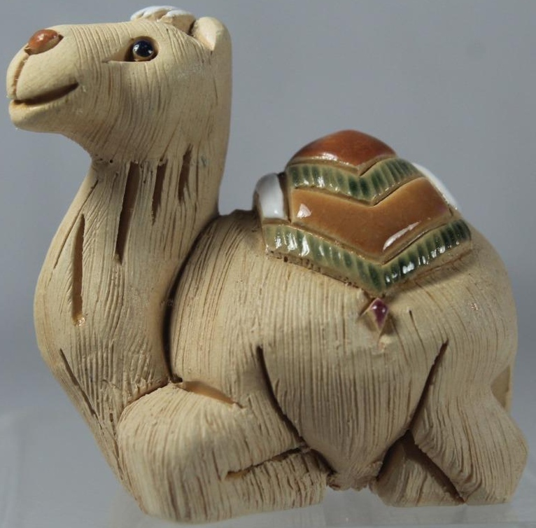 Artesania Rinconada 64A Camel Baby Sitting Figurine