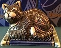 Special Sale SALE615Blue Artesania Rinconada 615Blue Cat on BLUE Carpet Box RARE Event Piece Figurine