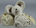 Artesania Rinconada 73G Mouse Baby Asleep On Cheese Figurine