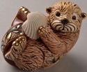 Artesania Rinconada F177 Otter with Sea Shell Figurine